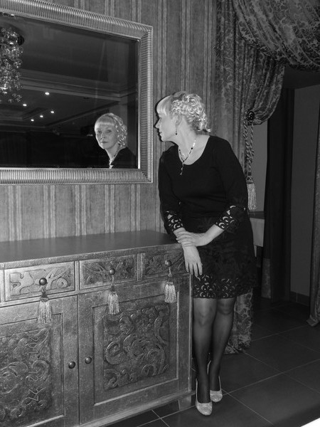 Елена Карелина