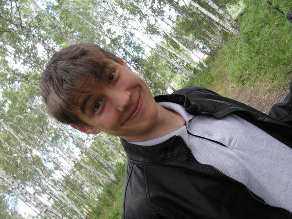 Андрей Бурков