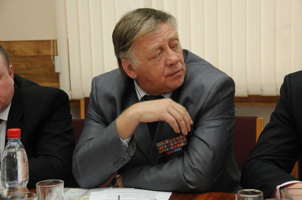 Олег Кошелев