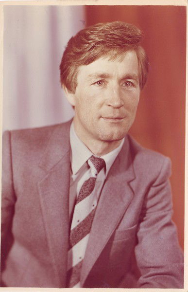 Анатолий Константинов