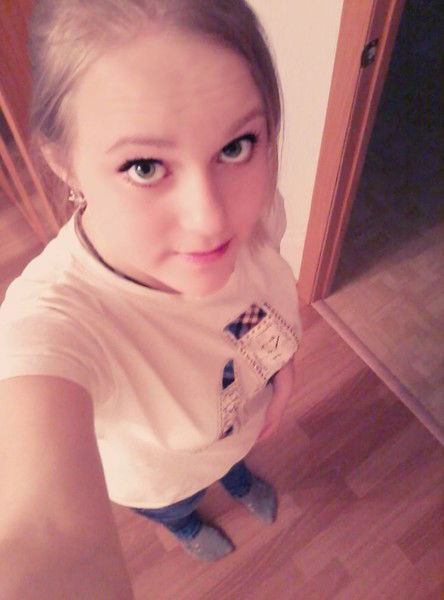 Аришка Божатова