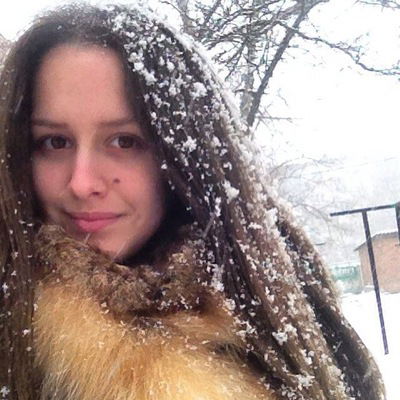 Настя Пономарева