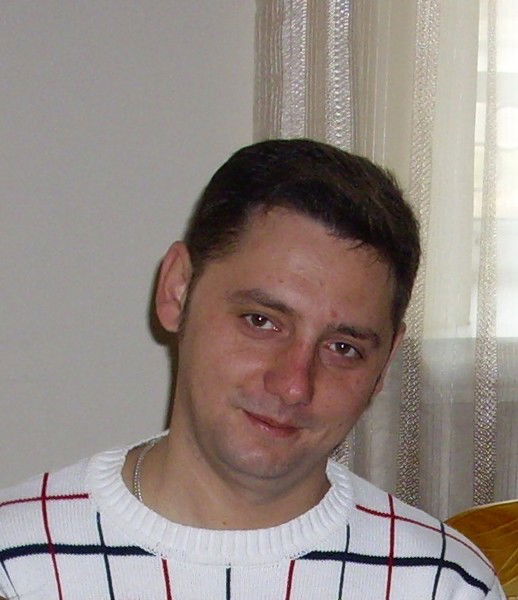 Юрий Ахатов