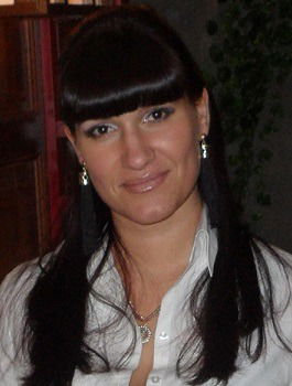 Анна Булaтовa