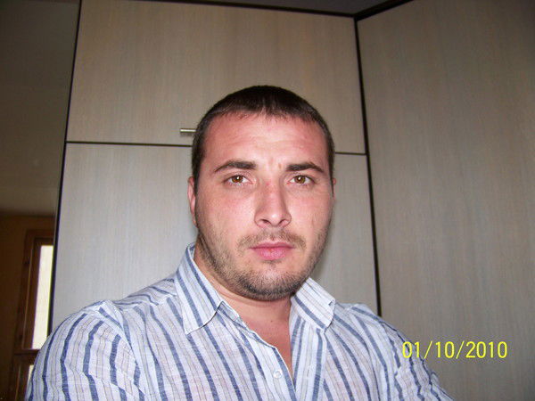 Иван Иванов