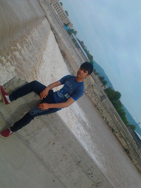 Золотой Парень