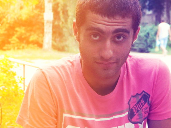 Артур Айоян