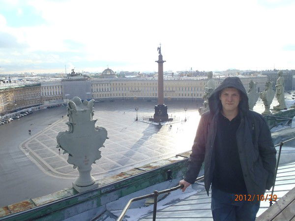 Олег Остапенко