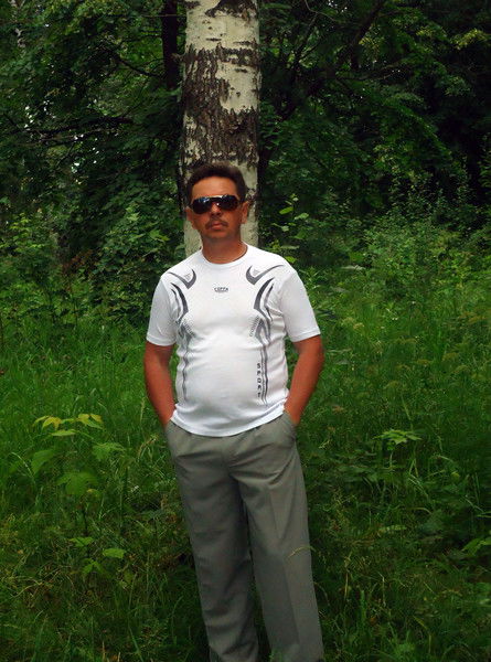 Александр Чекменёв