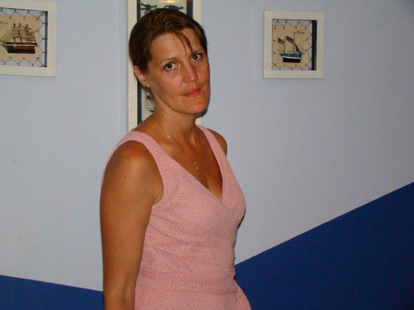 Елена Комиссарова