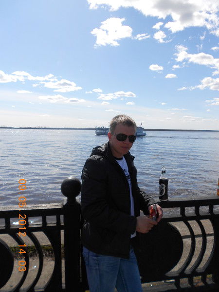 Дмитрий Попов