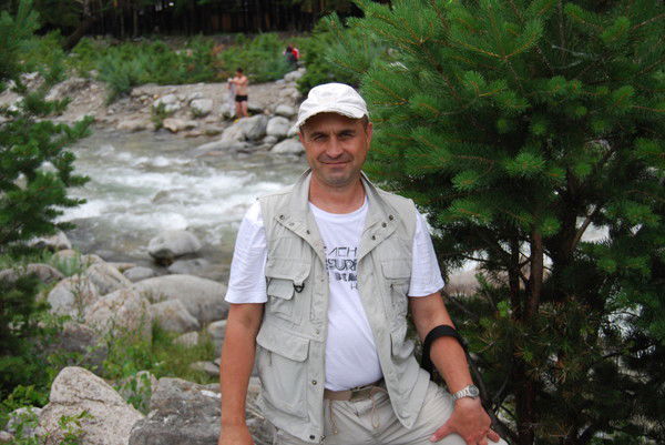 Александр Савельев