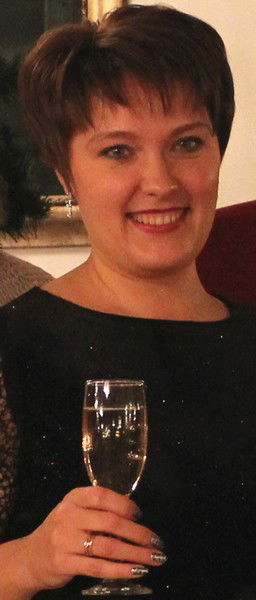 Елена Костромина