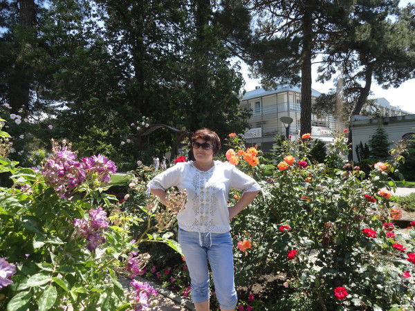 Александра Таразанова