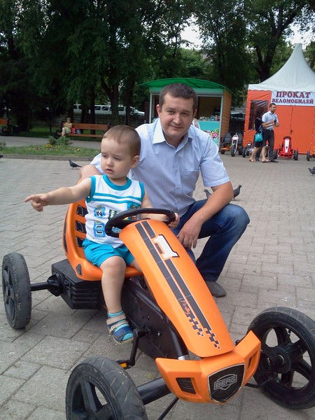 Виталий Белый