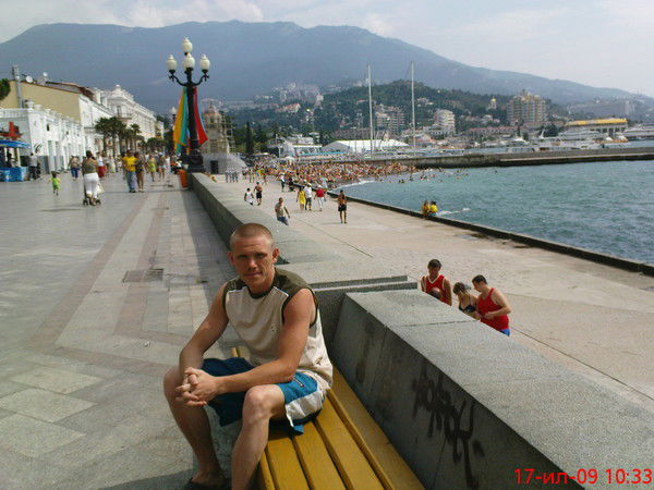 Денис Борейко