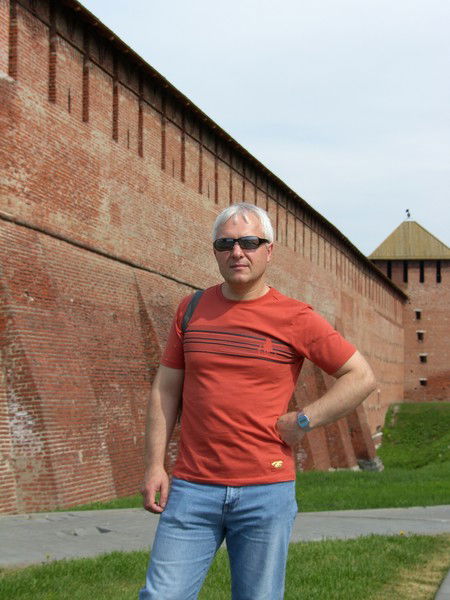 Александр Плохих