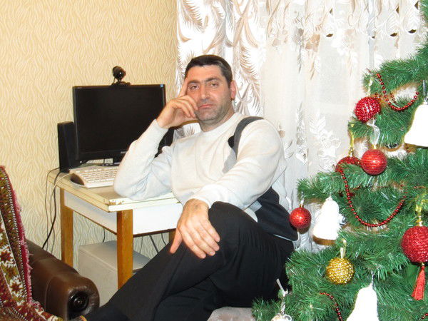 Джони Акопян