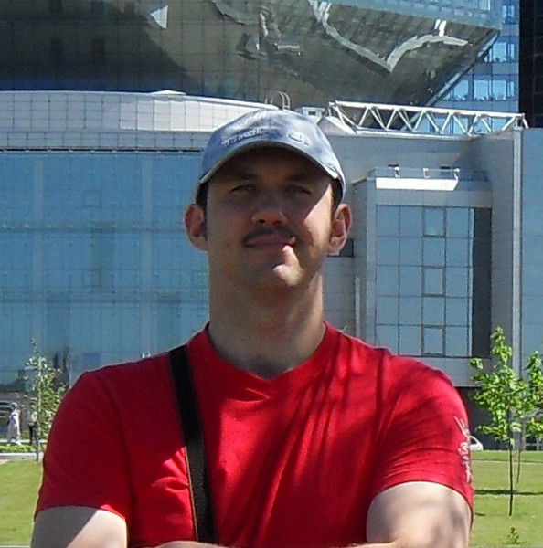 Виктор Викторов