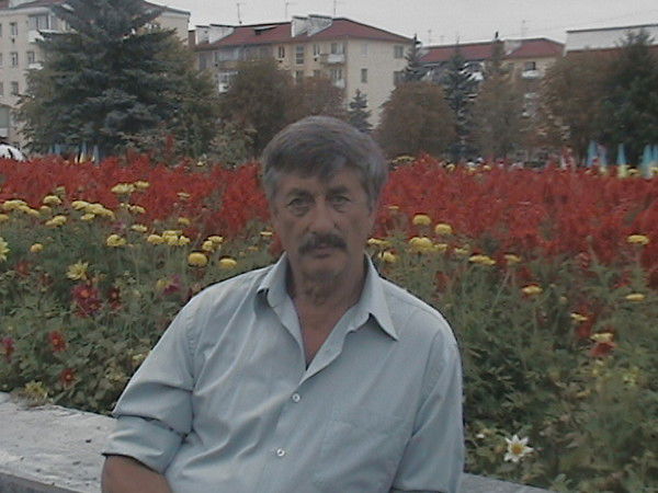 Александр Старченко