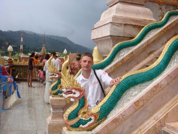 Дмитрий Коваленко