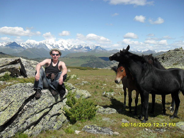 Михаил Иванов