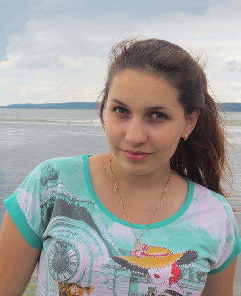 Ната Серова