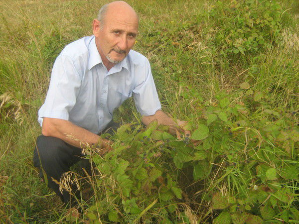 Юрий Опарий