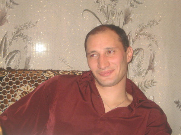 Ваня Костин