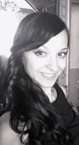 Есения Есения