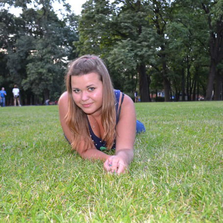 Анна Алексеенко