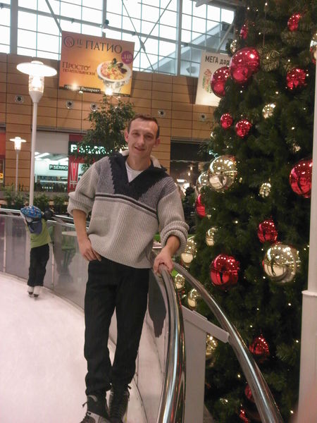 Роман Николаенко