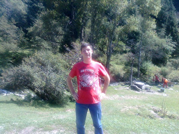 Антон Парамонов