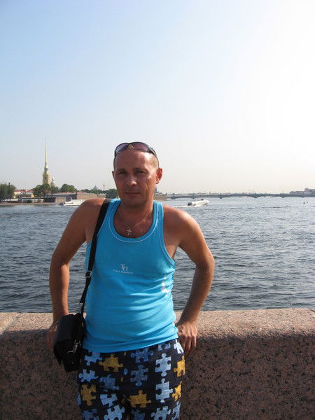 Андрей Комаров