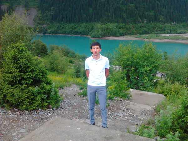 Елдос Тастанов