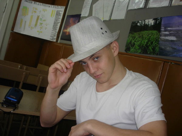 Антон Фандин