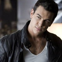 Азат Ерланов