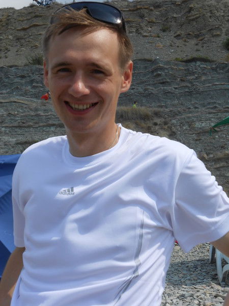 Денис Толстобров