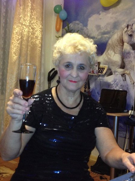 Александра Оленникова