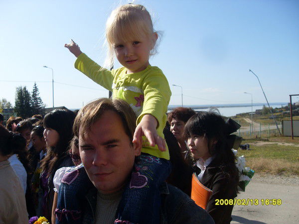 Денис Скрябин