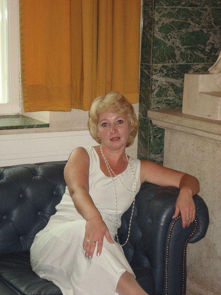 Елена Отенко