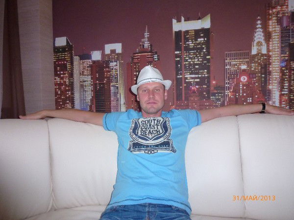 Андрей Симонов