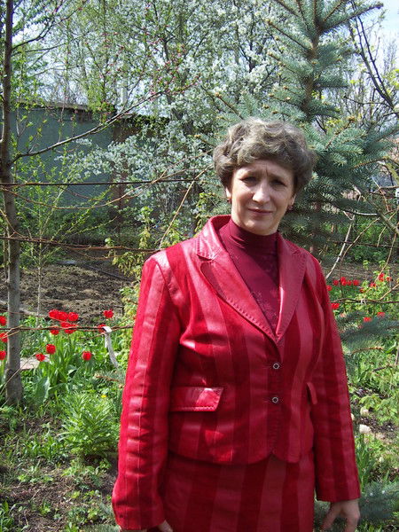 Елена Попова