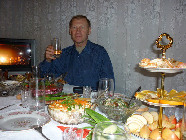 Петр Ломакин