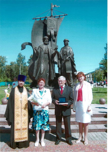 Толя Соколов