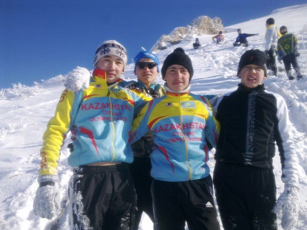 ((( Zhenya [Specialized]