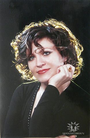 Елена Деревцова