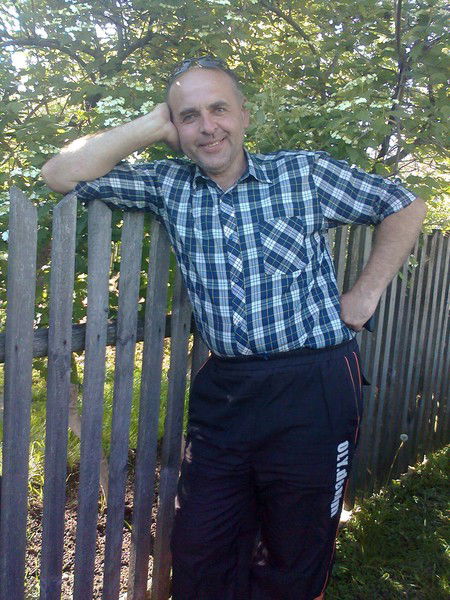 Александр Петров