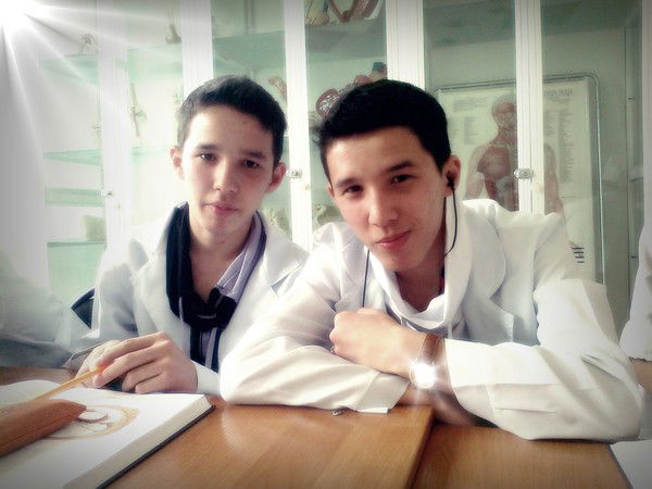 Алибек Алтынбаев