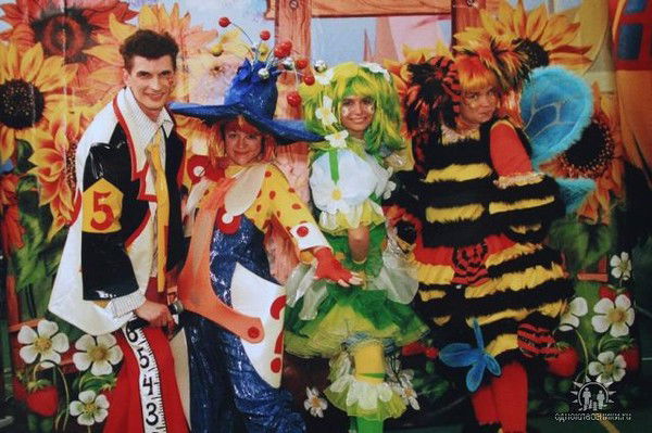 Лада Попова